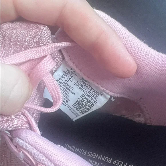 Nike react Infinity Flyknit Women's Soft Pink Running Shoes size 7.5 - Picture 6 of 7